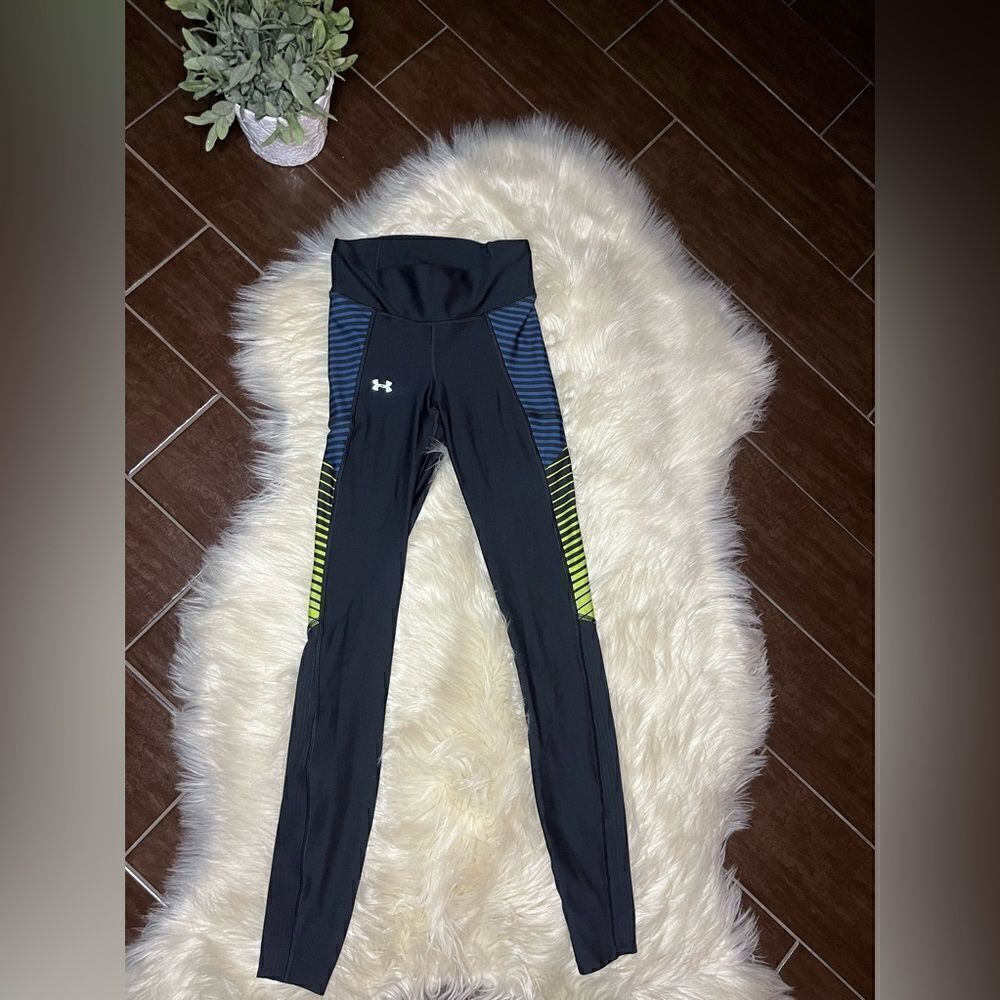 Under Armour heat gear compression leggings sz XS